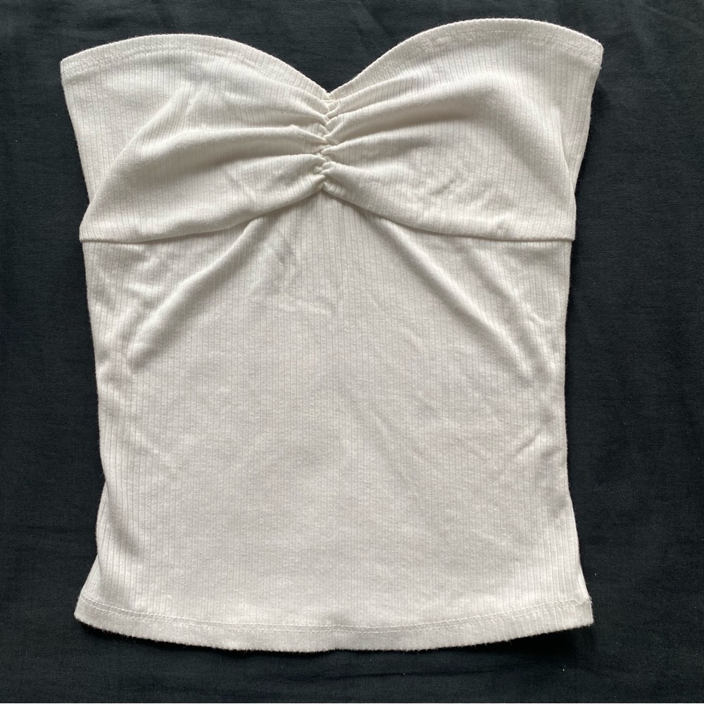 BDG White Strapless Ruched Ribbed Tube Top